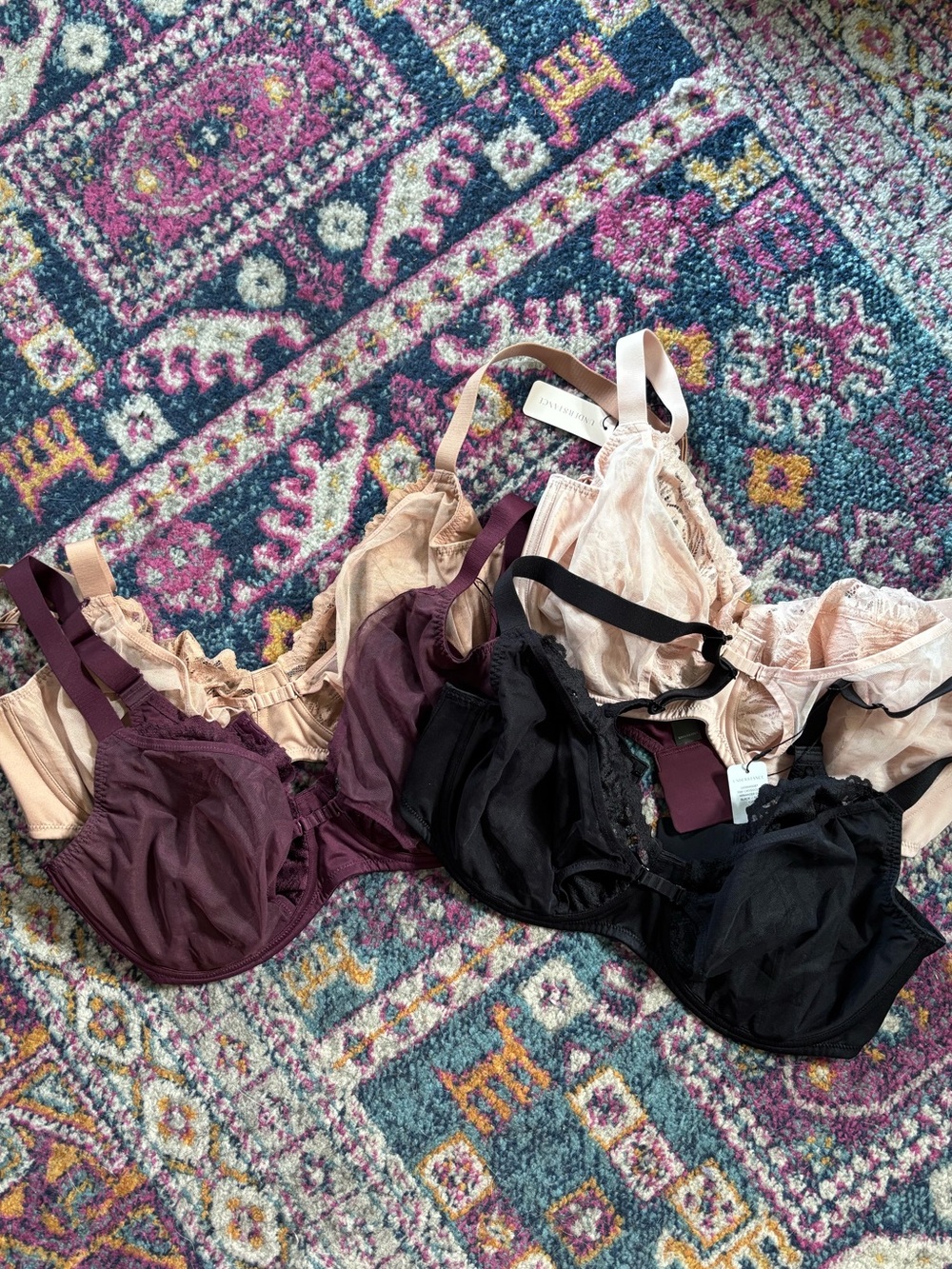 Lot of 4 Understance Bras NWT